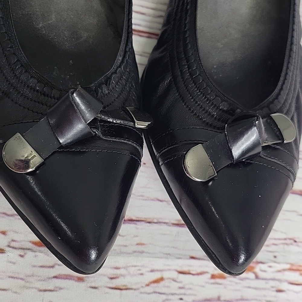 STUART WEITZMAN Elegant Black Leather Women's Flats Size 8 - Picture 8 of 8